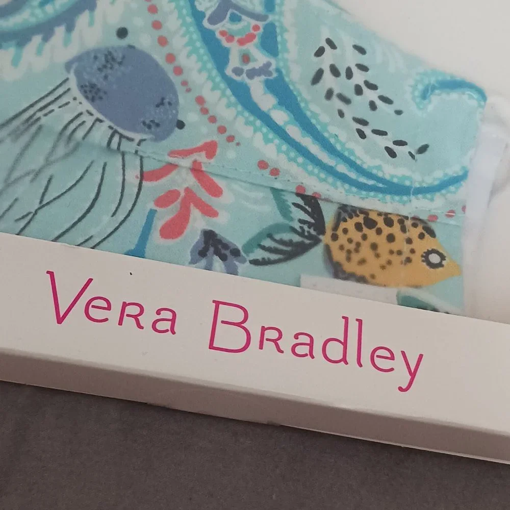 NWT! VERA BRADLEY FITTED FACE MASK